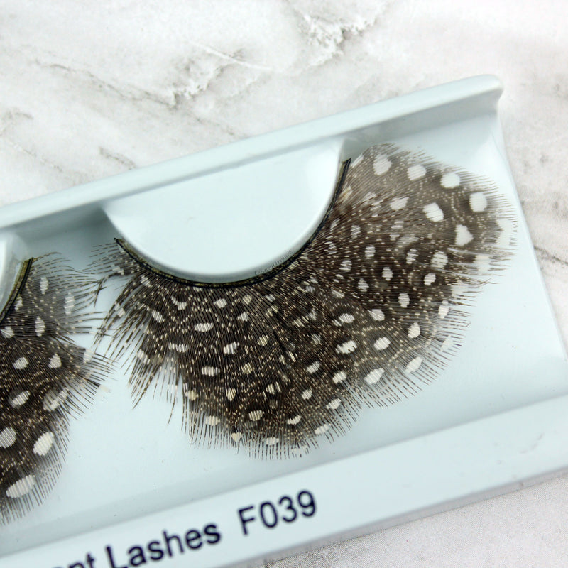 F039 Premium Feather Lashes