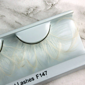 F147 Premium Feather Lashes